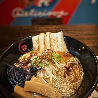 L Spicy K. Black